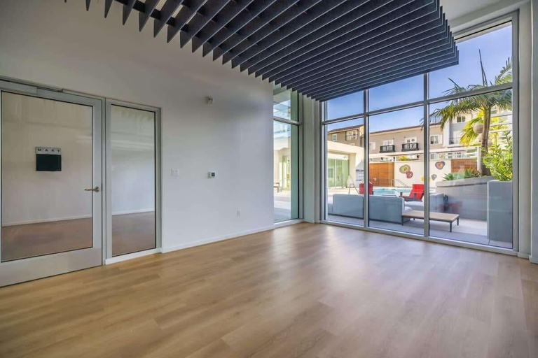 Sports and Entertainment 2, Marbella Lane Luxury Beachside 2br, Los Angeles