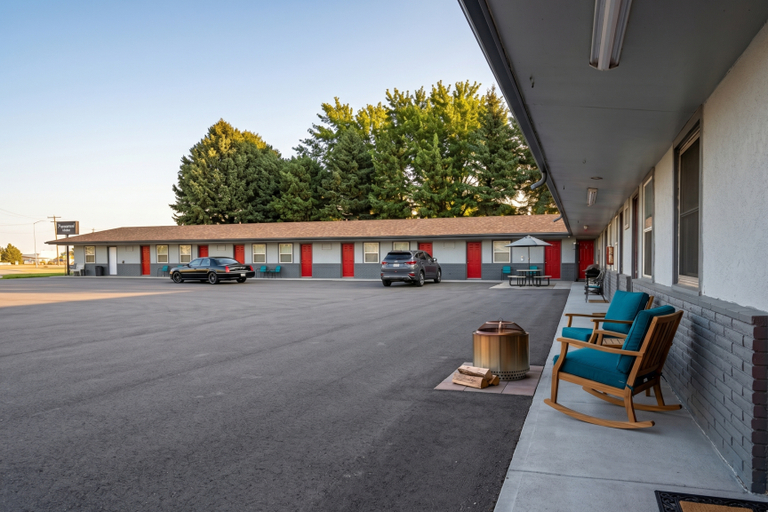 General view 3, KJ's Inn and Suites By OYO Gettysburg U.S. Hwy 212, Potter