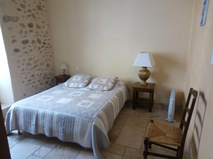 Bedroom 2, Hotel L Oronge, Gard