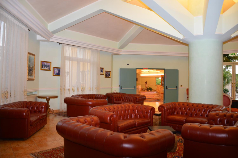 Exterior & Views 2, Grand Hotel Degli Angeli, Foggia
