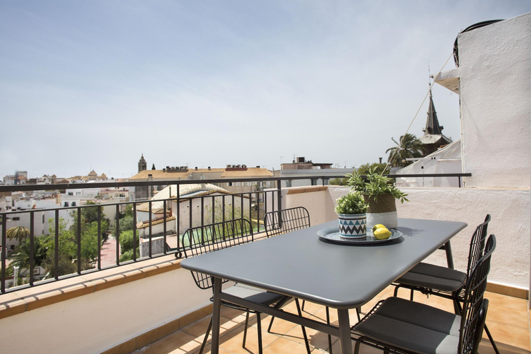 Room 2, Sitges Group Soul, Barcelona