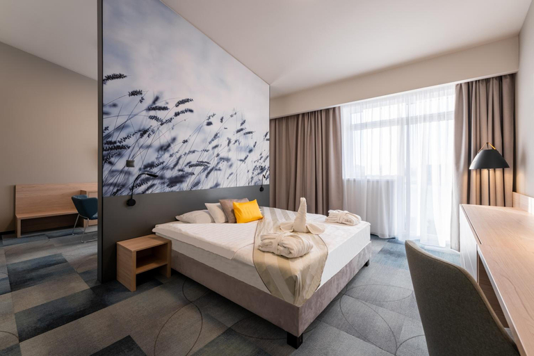 Bedroom 4, Globall Hotel, Pilisvörösvár