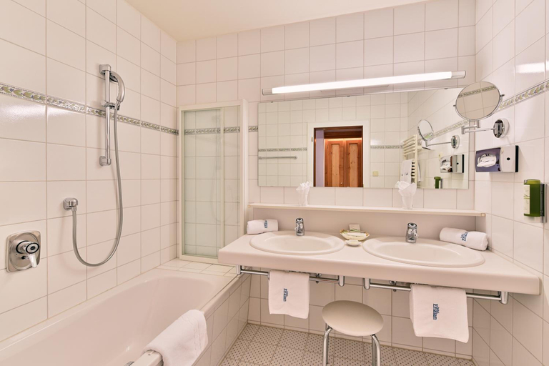 Bathroom 3, Hotel Enzian, Bludenz