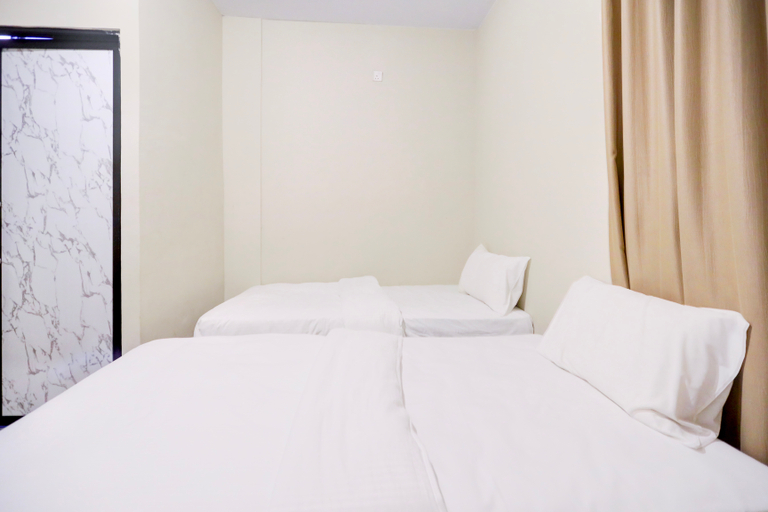 Room 5, Collection O Nagoya Near Nagoya Hill Mall, Batam