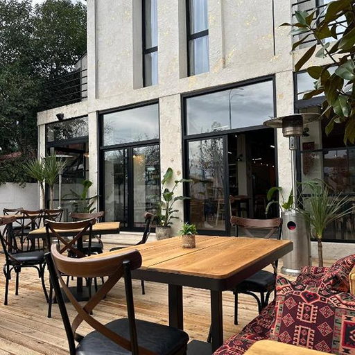 Restaurant 4, Villa Garden Boutique Hotel, Tirana