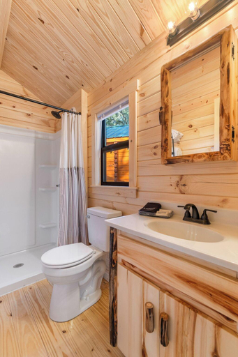 Bathroom 3, Happy Travelers Rv Resort, Hillsborough