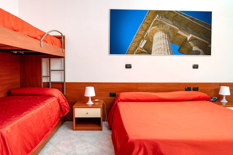 General view 2, Hotel Almas, Salerno