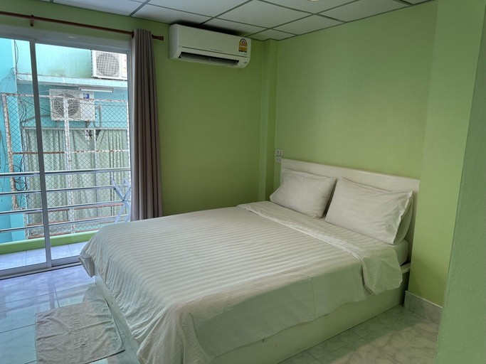 Room 4, Baan Keang Talay Cha Am, Cha-Am