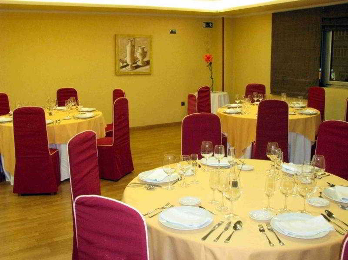 Food & Drinks 3, Longoria Avenida, Asturias