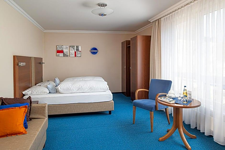 Bedroom 4, Garni Hotel Sailer Hotel Sailer S Villa, Rottweil