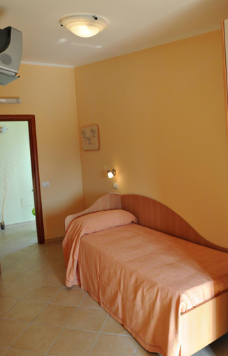 Bedroom 5, Hotel Vittoria, Benevento