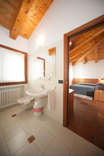 Bathroom 3, La Vigneta, Vicenza