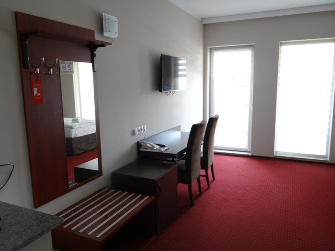 Others 5, Hotel Relax, Słubice