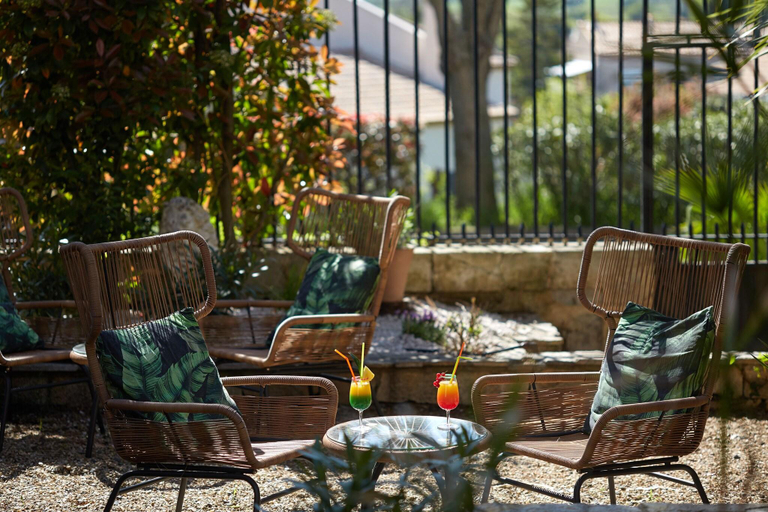 Lobby 4, Hv Tel Saint Alban, Hérault