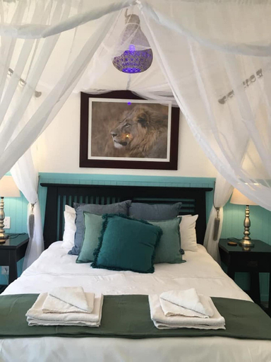 Room 2, The Sabie Town House Guest Lodge, Ehlanzeni