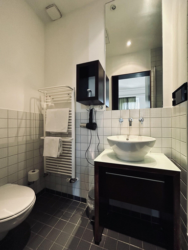 Bathroom 5, Hotel BRASSERIE, Erlangen