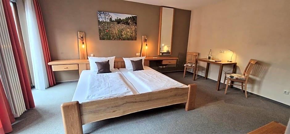 Room 3, Hotel Goldenes Fass, Main-Tauber-Kreis