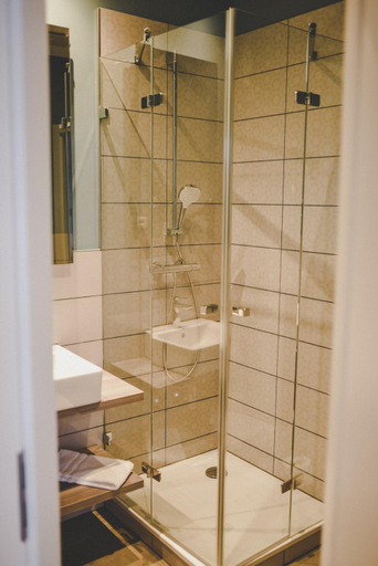Bathroom 3, Altes Zollamt, Nordfriesland
