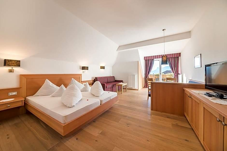 Bedroom 3, Hotel Wessobrunn, Bolzano