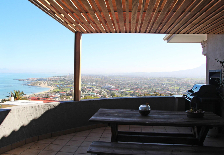 Others 3, Fijnbos Private Manor, City of Cape Town