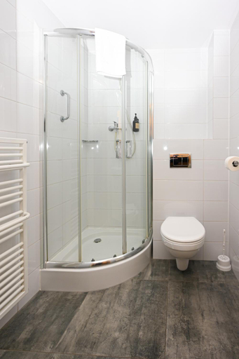 Bathroom 4, Hotel Dom Polonii, Ostróda