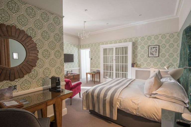 Bedroom 2, Wentbridge House Hotel, Wakefield