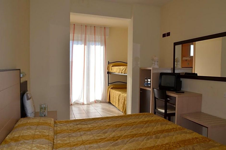 Bedroom 4, Hotel Mirage, Ravenna