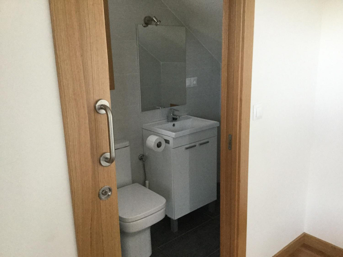 Bathroom, Linar Do Rei, Lugo