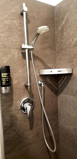 Bathroom 5, Hotel Cantaleone, Trento