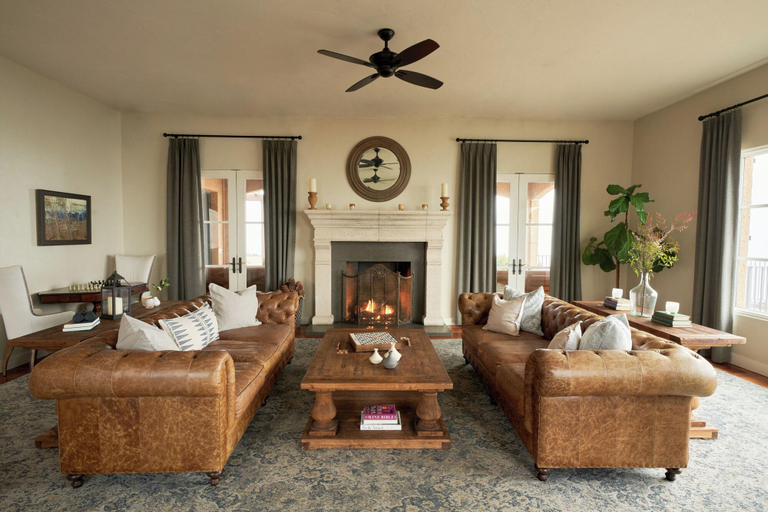 Public Area, Black Walnut Inn & Vineyard, Yamhill