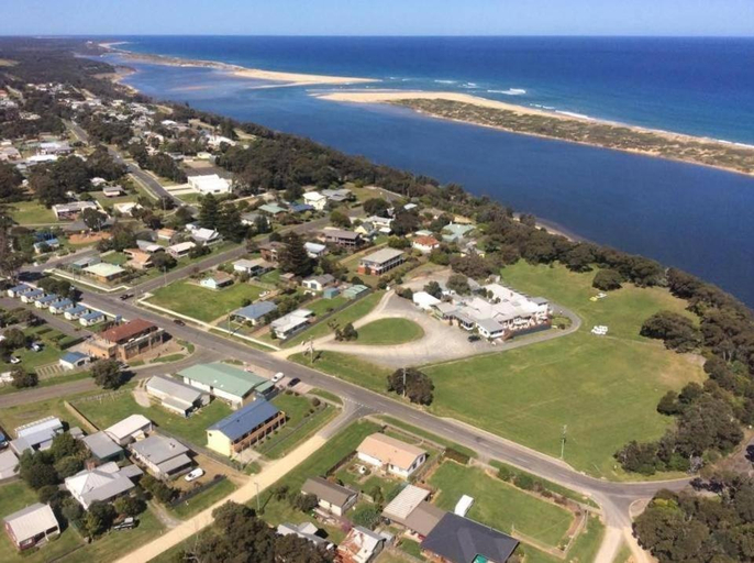Exterior & Views 2, Marlo Hotel, E. Gippsland - Orbost