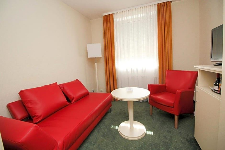 Public Area 3, Hotel Leopold, München