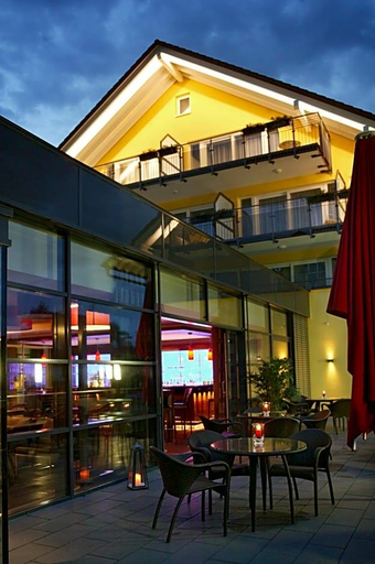 Lobby 2, Hotel Restaurant Sonne, Rems-Murr-Kreis