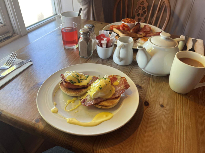 Food & Drinks 5, The Walhampton Arms, Hampshire