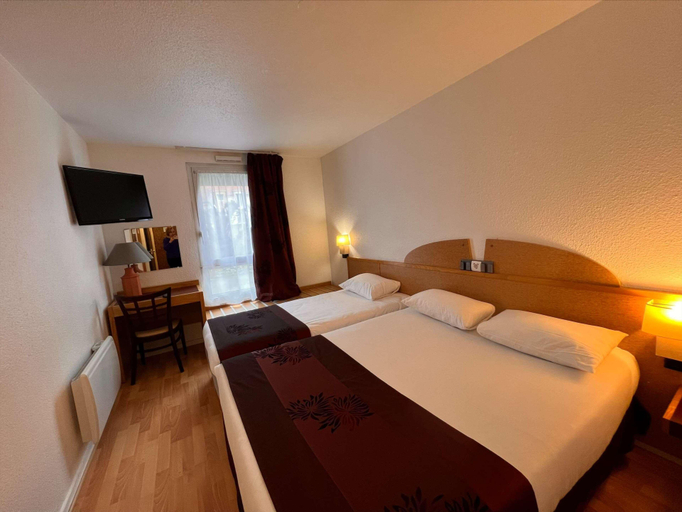 Bedroom, Hotel Arpege, Essonne