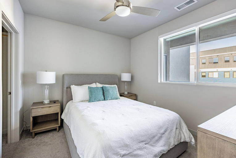 Bedroom 3, Landing at RED, Washoe