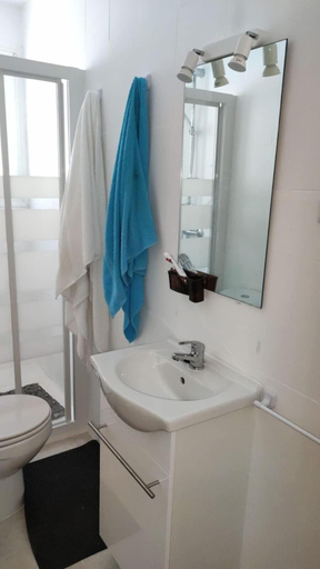 Bathroom 4, M&m Apartament, Madrid