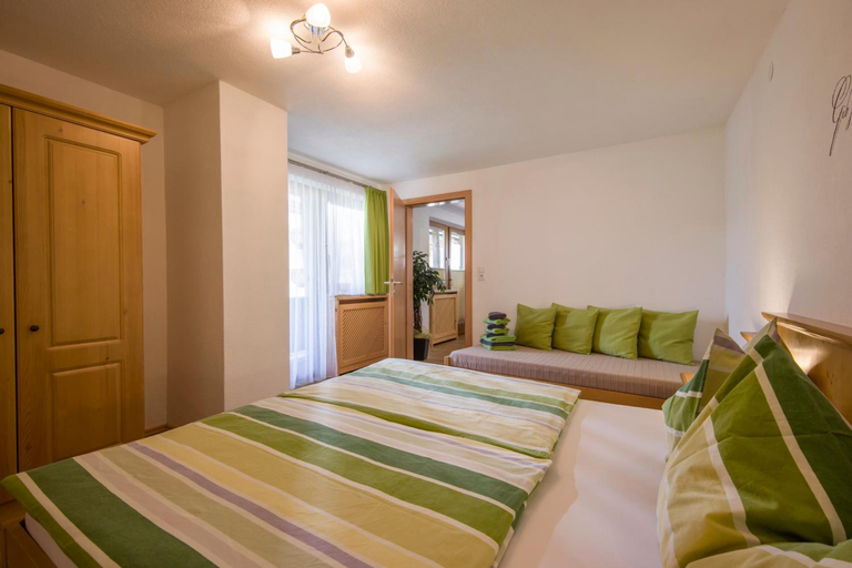 Bedroom 5, Berghof Geisler, Schwaz