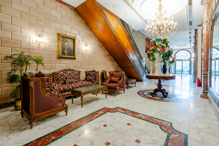 Public Area 3, Om Kolthoom Hotel, Al-'Ajuzah
