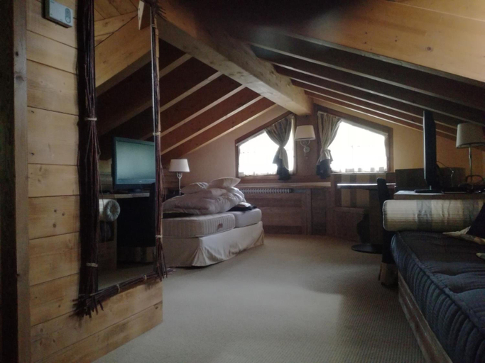 Bedroom 3, Hotel Bait De Angial, Sondrio