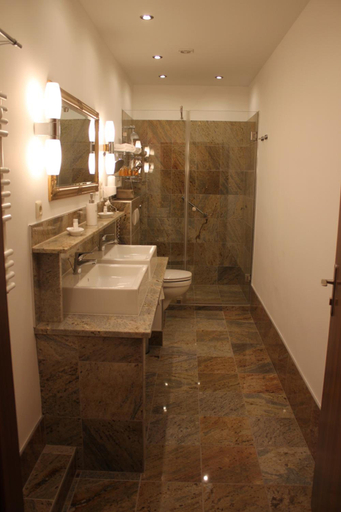 Bathroom 3, Hotel Al Faro Lodge Am See, Neusiedl am See