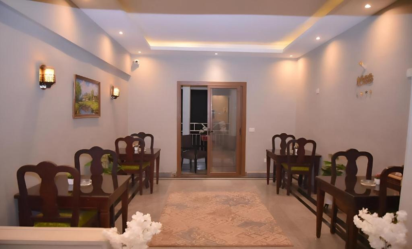 Public Area 3, Montana Hotel, 'Abdin