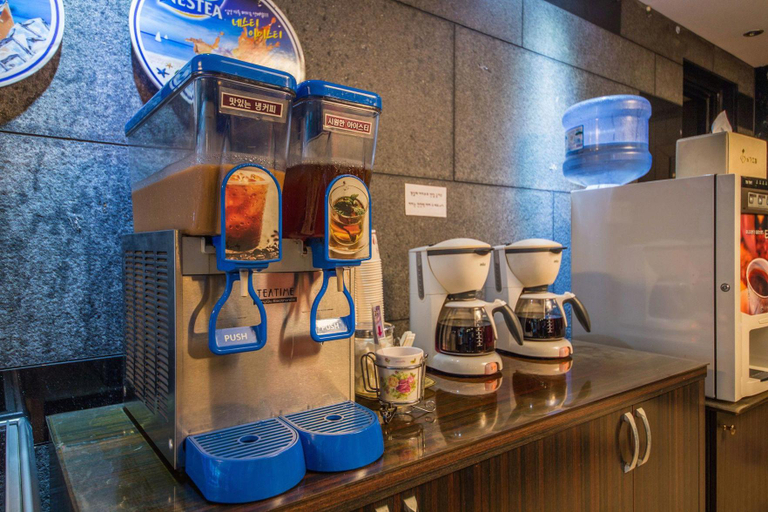 Food & Drinks 5, Hapjeong Namgyung Hotel, Mapo