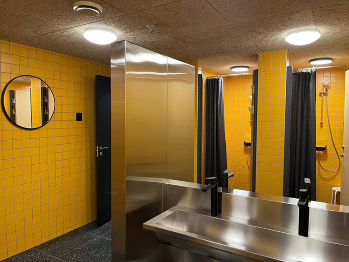 Bathroom 4, City Hostel Bergen, Bergen