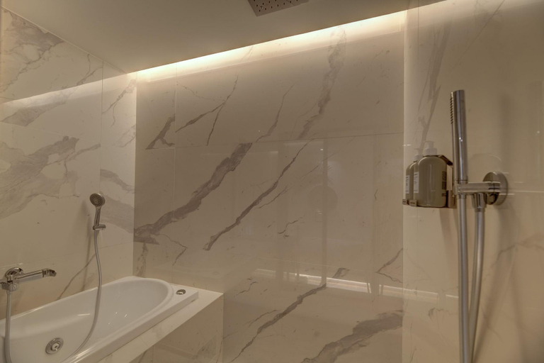 Bathroom 5, Le Palmette Suites, Cagliari