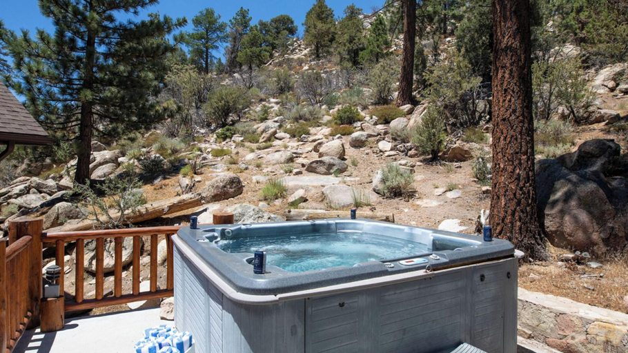 Lobby 2, Bernard By Avantstay Luxurious Cabin In Big Bear, San Bernardino