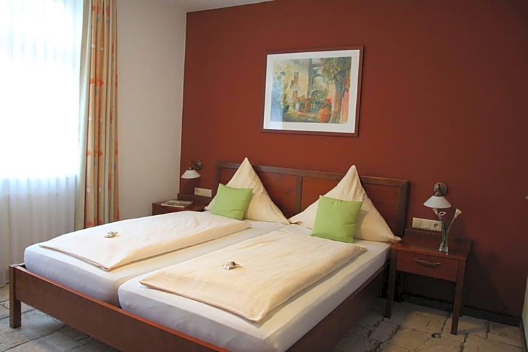 Bedroom 5, Hotel-restaurant 1735, Speyer