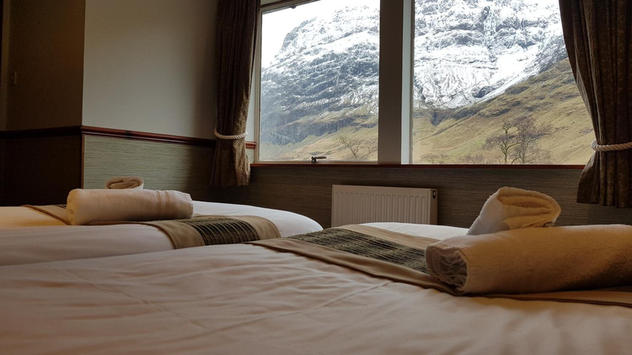Bedroom 3, Clachaig Inn, Highland