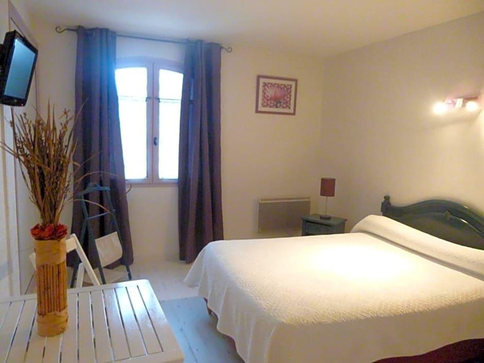 Bedroom, Auberge De La Table Ronde, Var