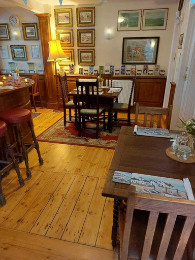 Public Area, The Black Horse, Kent